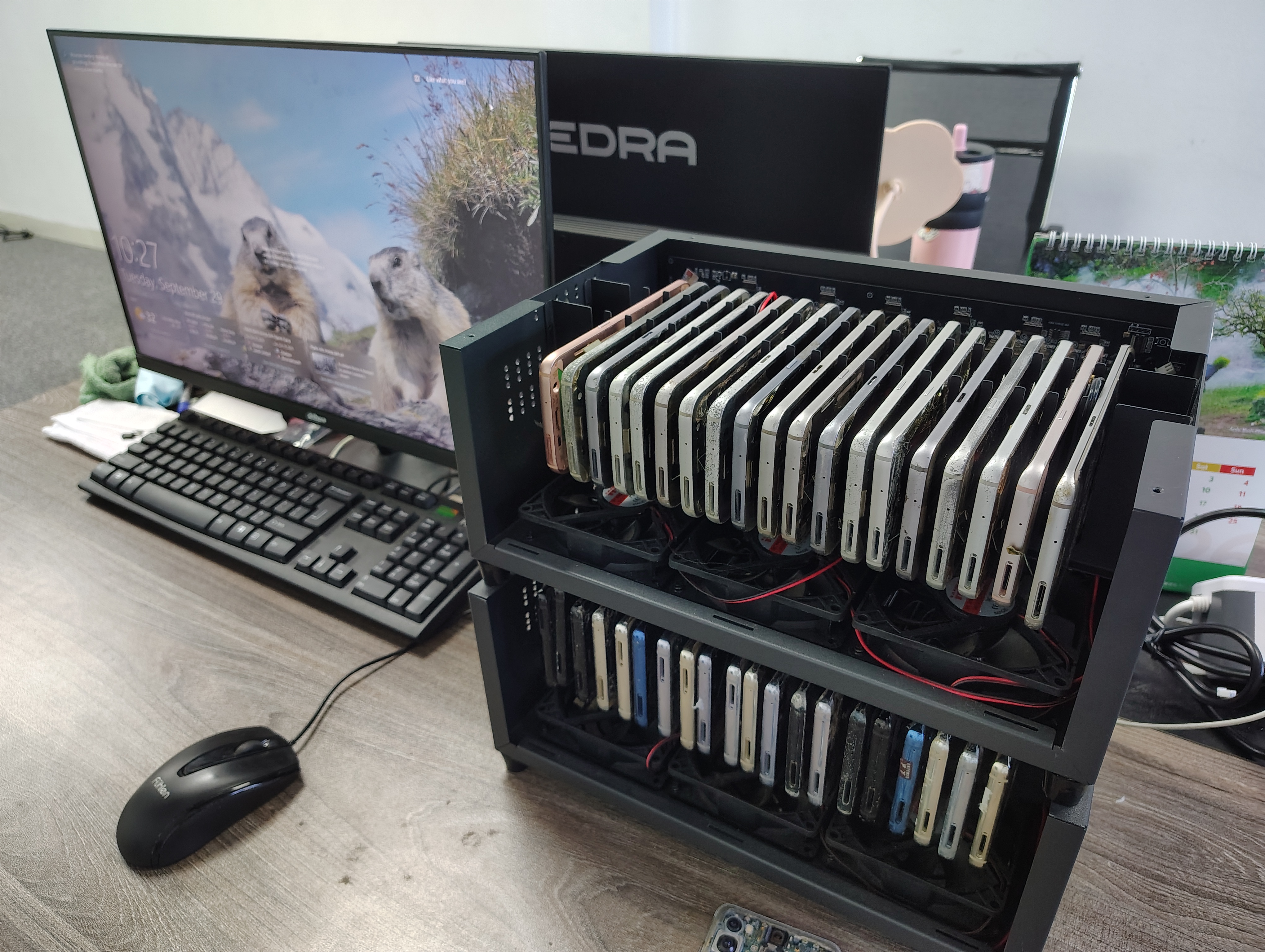 Box Phone Farm Tại Khu Đô Thị Nghĩa Đô, Cầu Giấy, Hà Nội